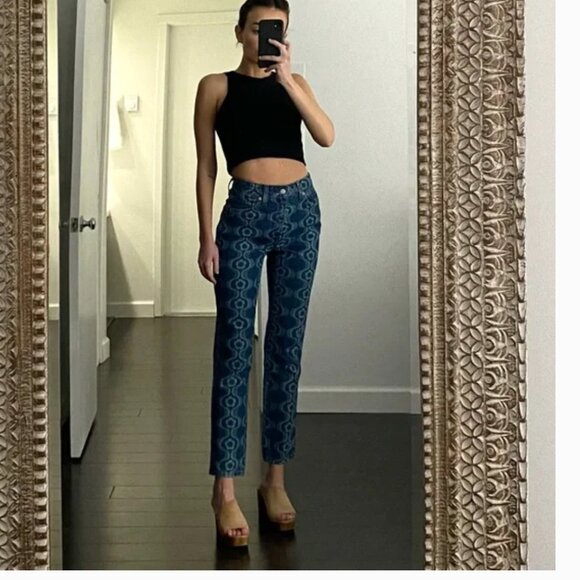 Aritzia Denim - SOLD!!! Aritzia Zola High Waisted Mom Jeans in Kaleidoscope Md Blue 8
